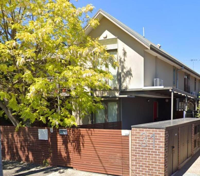 The Avenue The Place Terrific 4Br 2Bth Townhouse Villa Melbourne Exterior photo